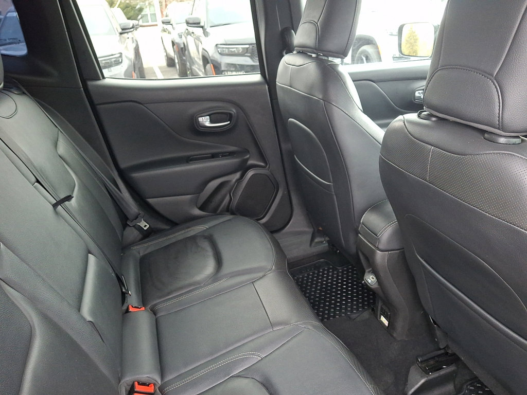 Used 2022 Jeep Renegade Limited image 15