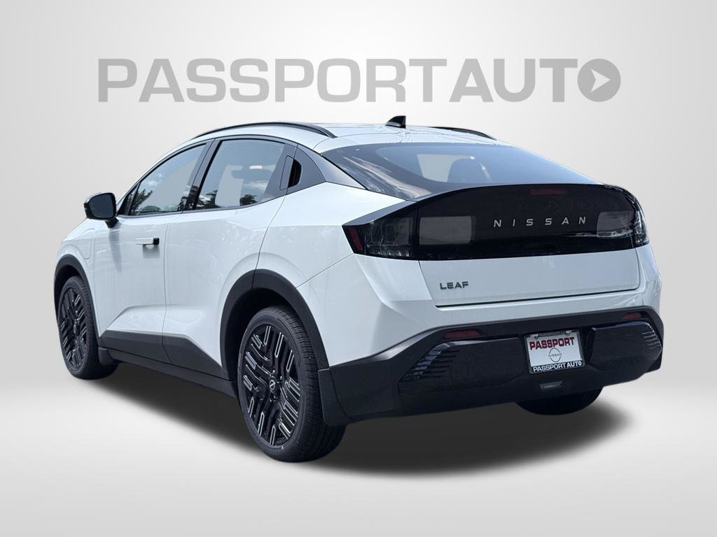 New 2026 Nissan Leaf Platinum+ w/ Cargo Package (Platinum+) FWD image 4
