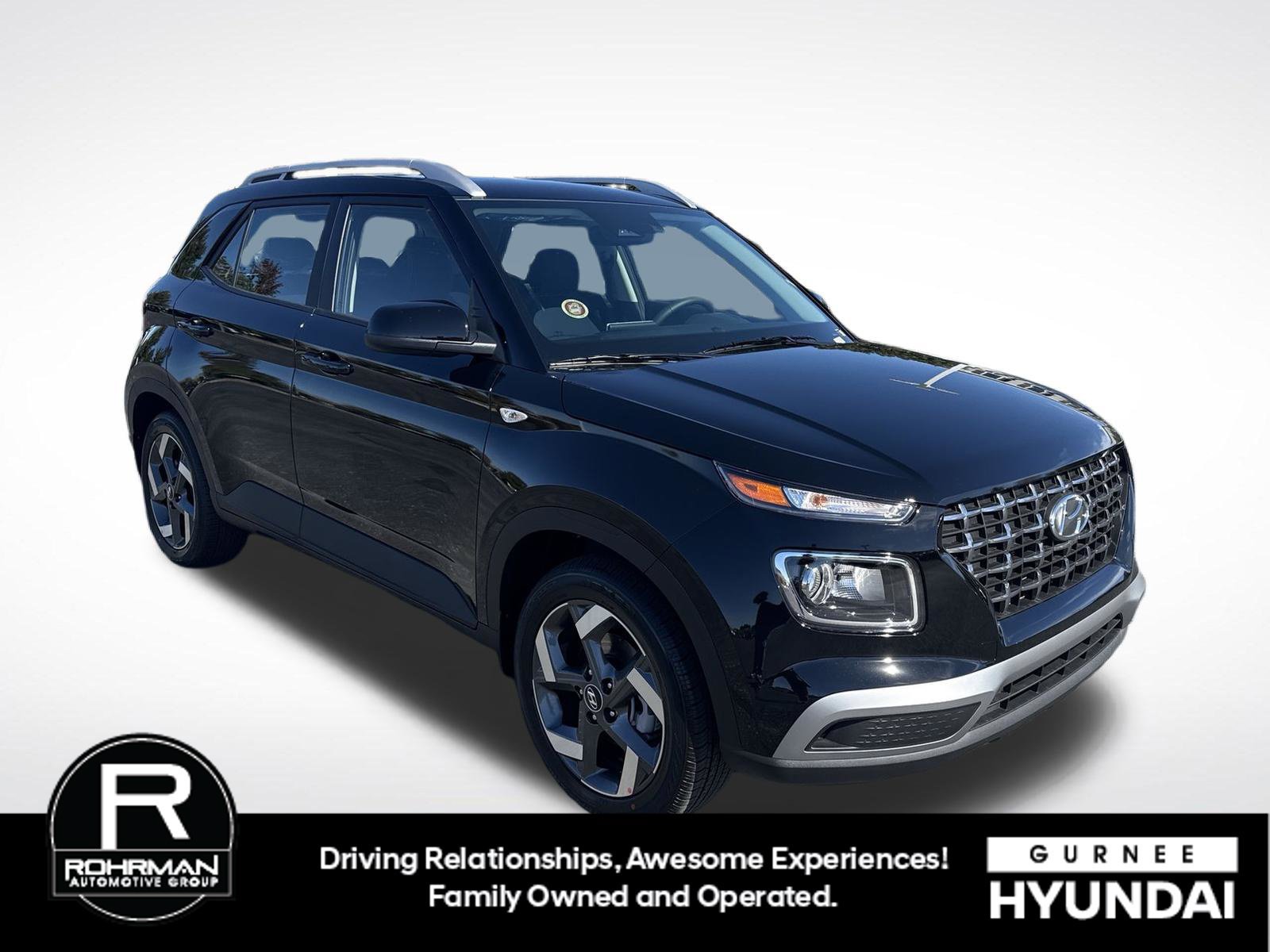 New 2026 Hyundai Venue SEL FWD image 2