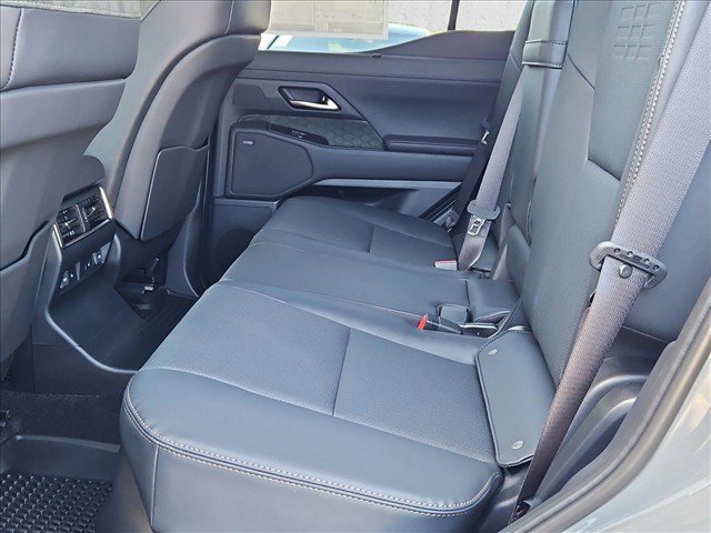 New 2026 Lexus GX 550 AWD/4WD image 16