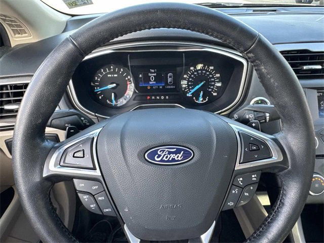 Used 2018 Ford Fusion SE image 24
