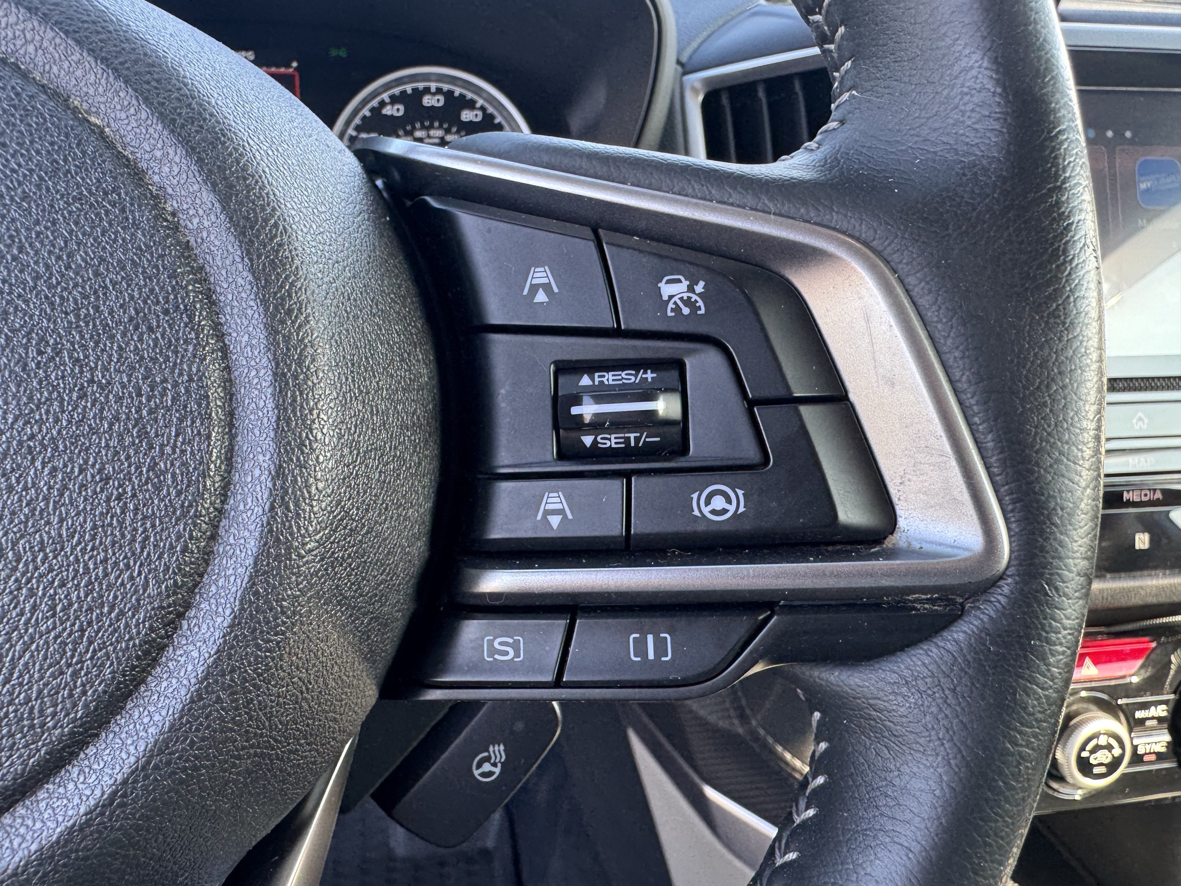 Used 2022 Subaru Forester Limited AWD/4WD image 19