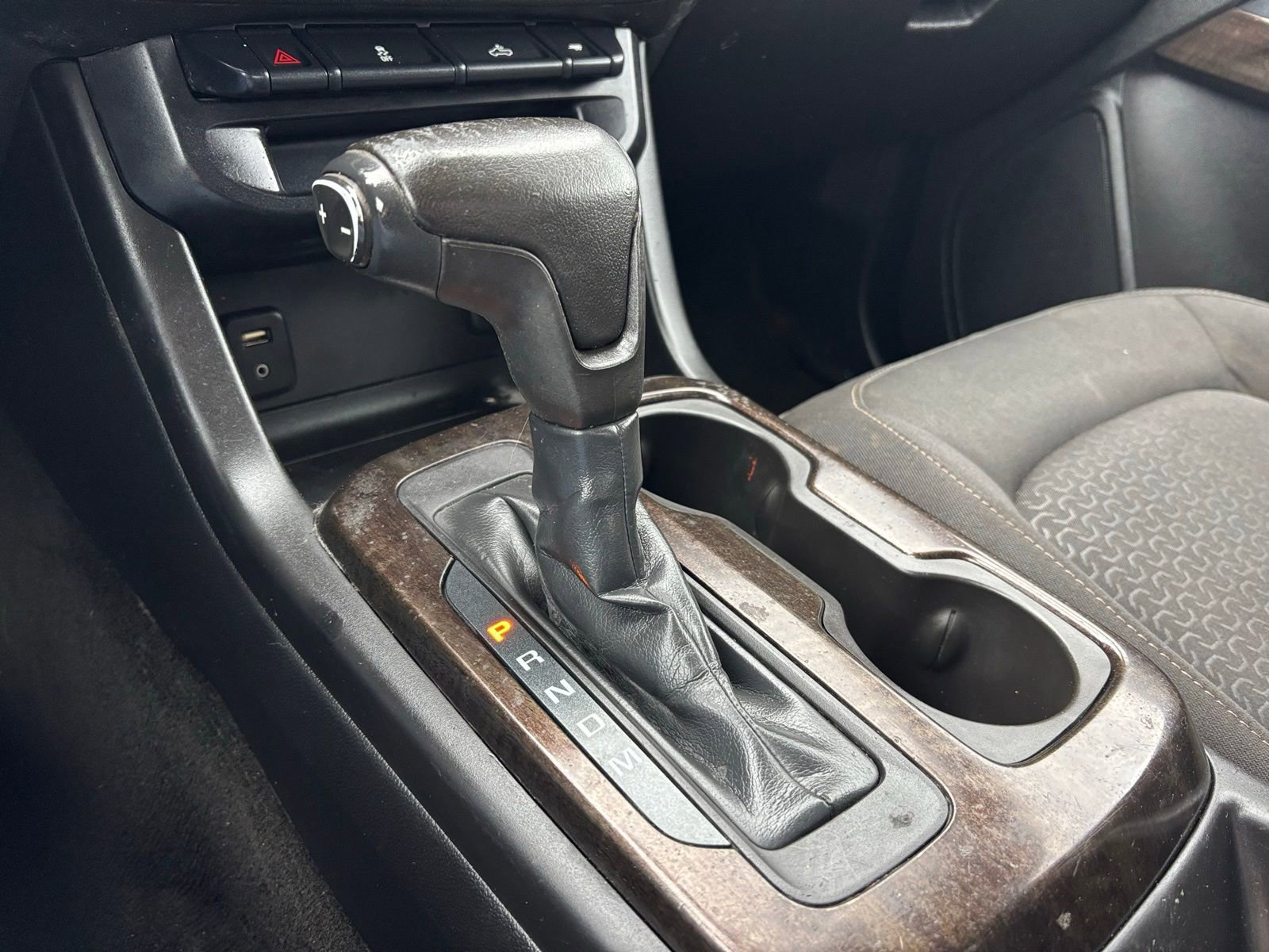 Used 2015 GMC Canyon SLE w/ SLE Convenience Package image 24