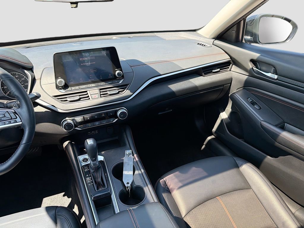 Used 2020 Nissan Altima 2.5 SR w/ Premium Package FWD image 23