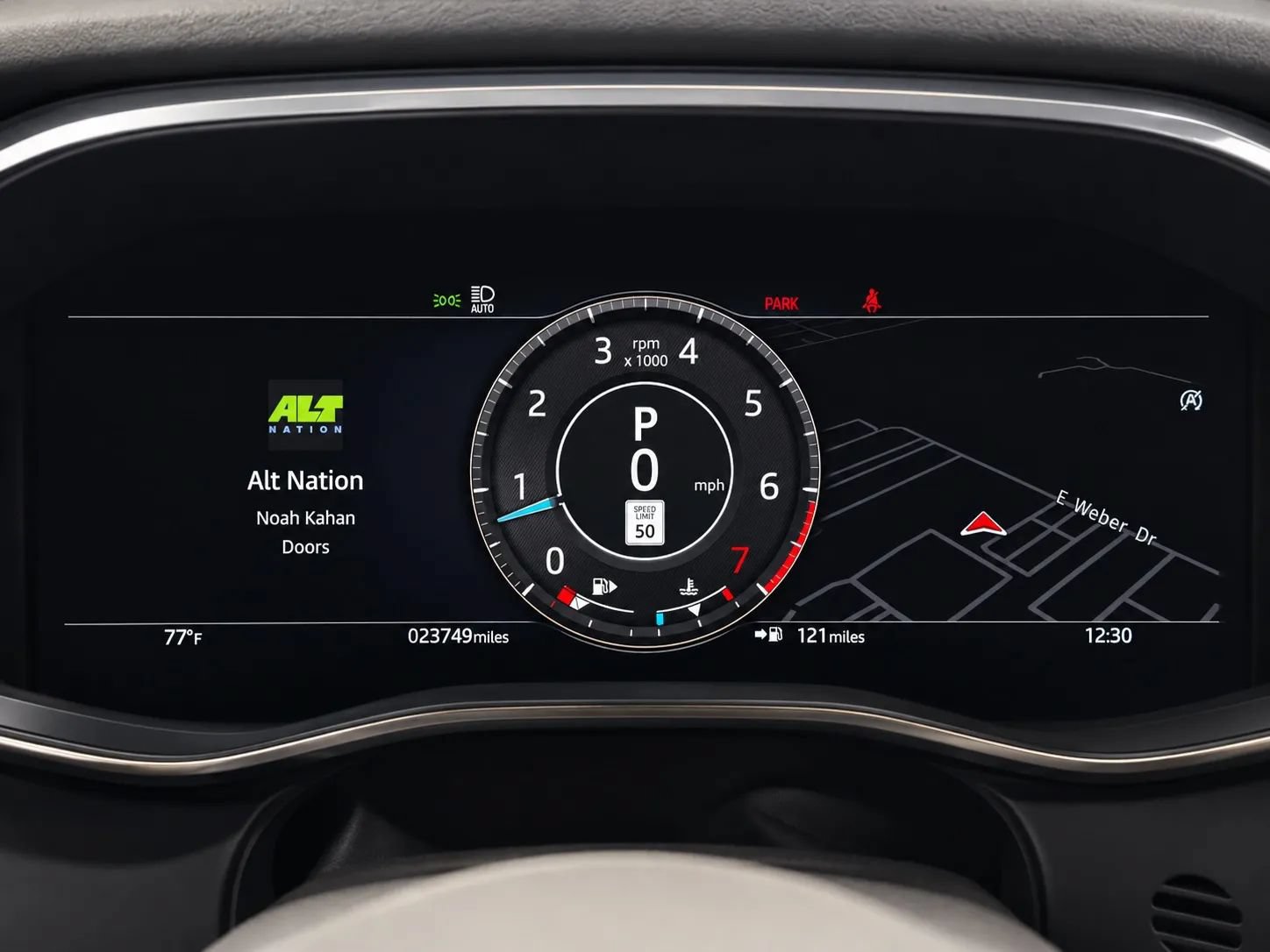 Used 2021 Jaguar XF SE RWD image 31