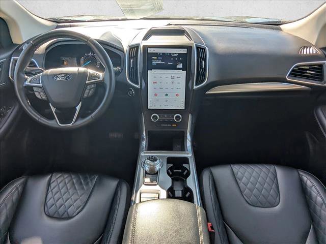 Used 2024 Ford Edge Titanium image 14