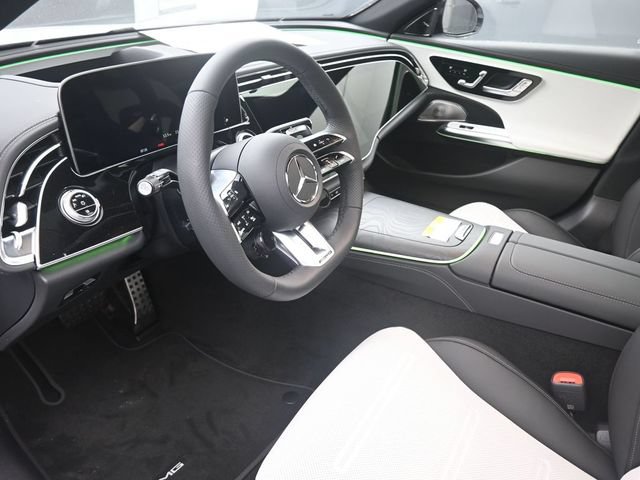 New 2026 Mercedes-Benz E 53 AMG e 4MATIC Sedan image 19