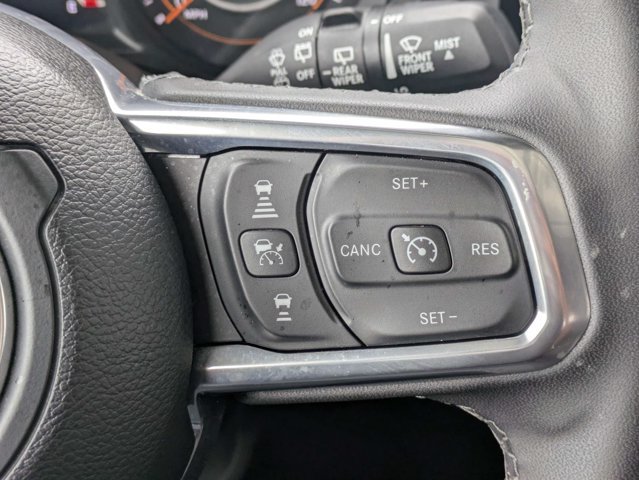 Certified 2026 Jeep Wrangler Unlimited Sahara AWD/4WD image 27
