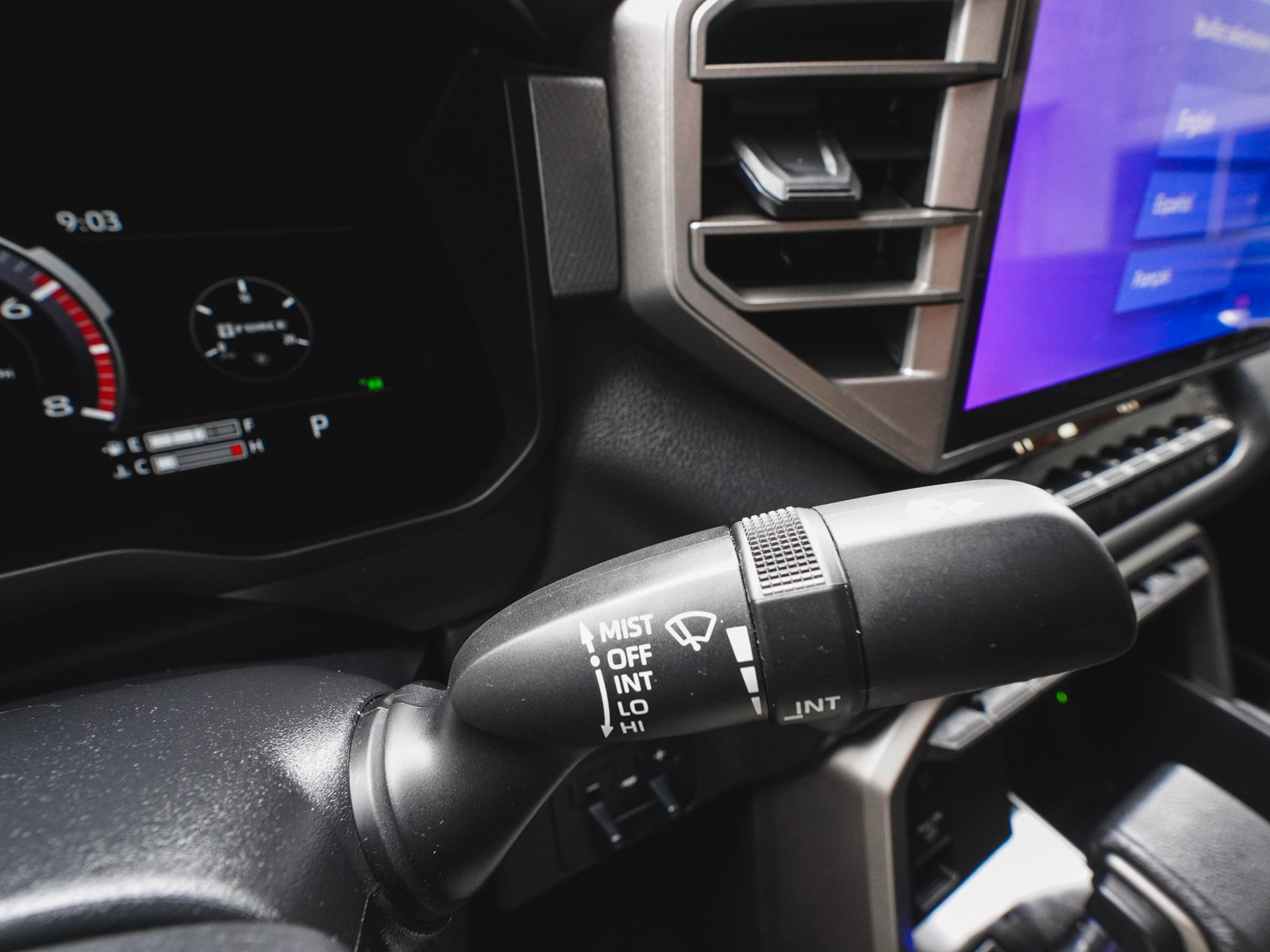 Used 2024 Toyota Tundra Limited image 24