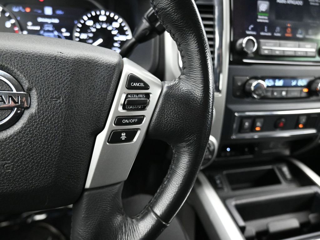 Used 2021 Nissan Titan SV w/ SV Convenience Package image 24