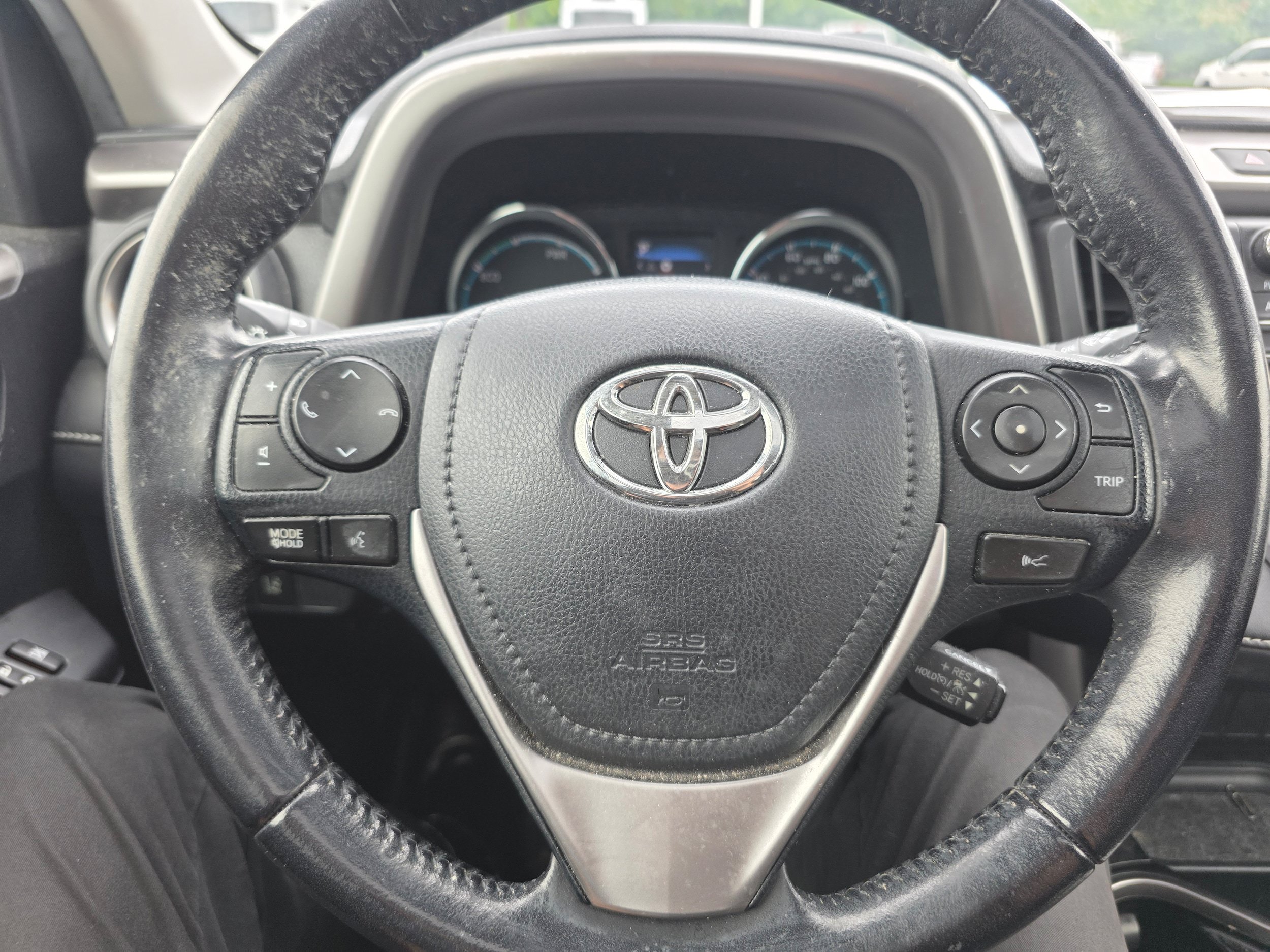 Used 2017 Toyota RAV4 XLE w/ Convenience Package AWD/4WD image 12