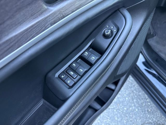 Used 2023 Jeep Grand Cherokee L Limited w/ Trailer Tow Group (B) AWD/4WD image 14