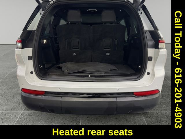 Used 2024 Jeep Grand Cherokee L Limited w/ Black Appearance Package image 13