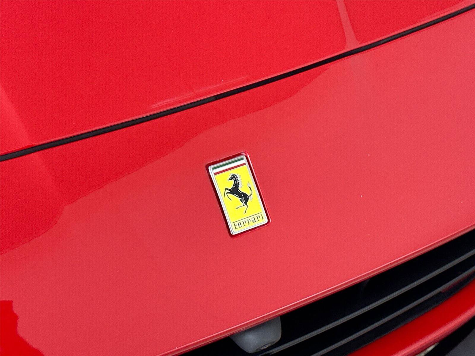 Used 2020 Ferrari Portofino image 34