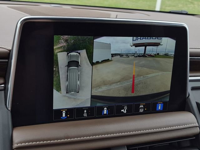 Used 2023 Chevrolet Suburban High Country AWD/4WD image 47