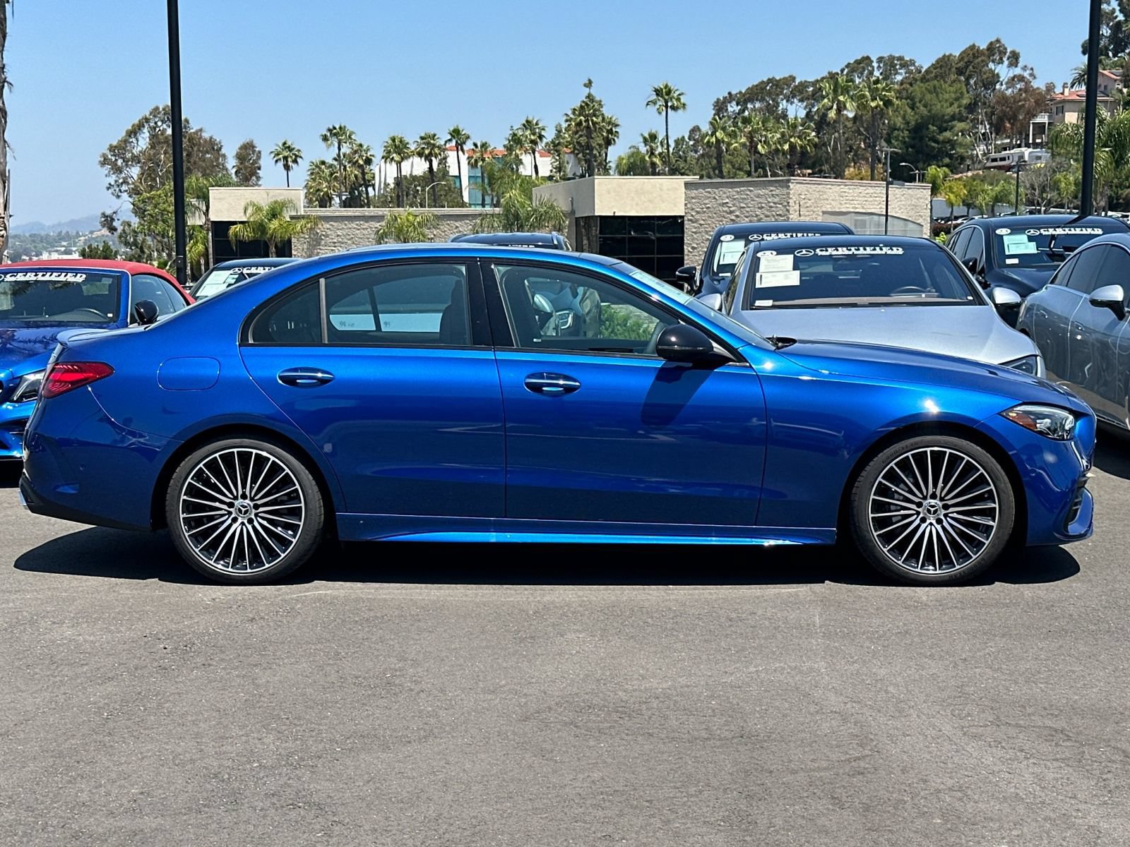 Used 2025 Mercedes-Benz C 300 4MATIC Sedan image 2
