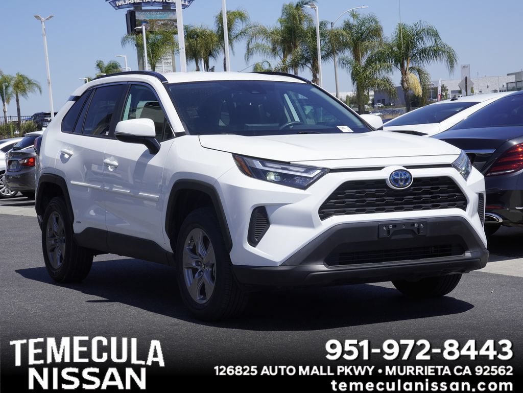 Used 2024 Toyota RAV4 LE AWD/4WD image 1