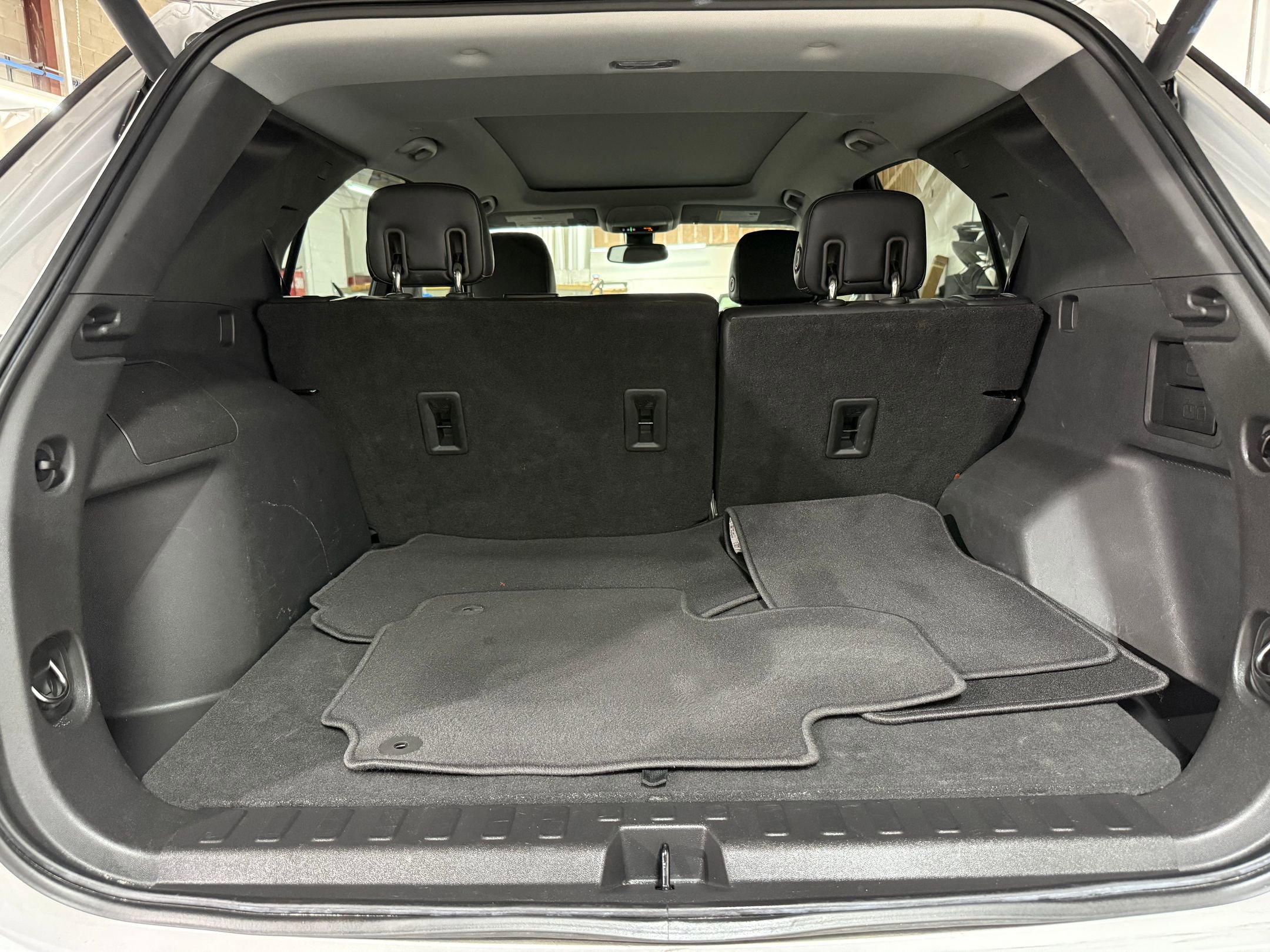 Used 2020 Chevrolet Equinox Premier image 39