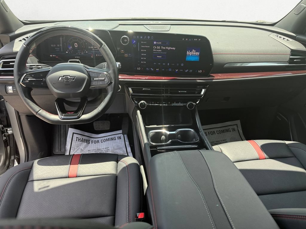 Used 2026 Chevrolet Traverse RS FWD image 10