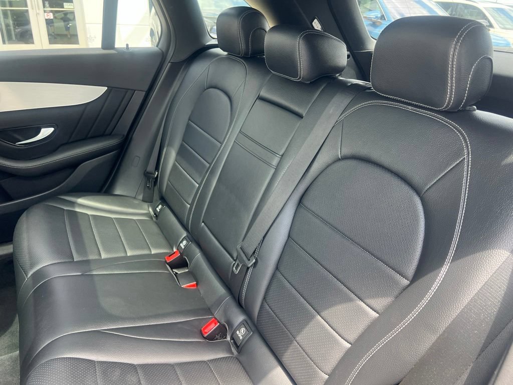 Used 2021 Mercedes-Benz GLC 300 w/ AMG Line image 20