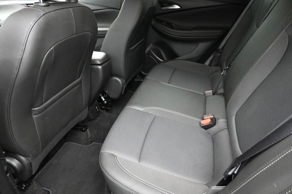 Used 2025 Buick Encore GX Preferred AWD/4WD image 10