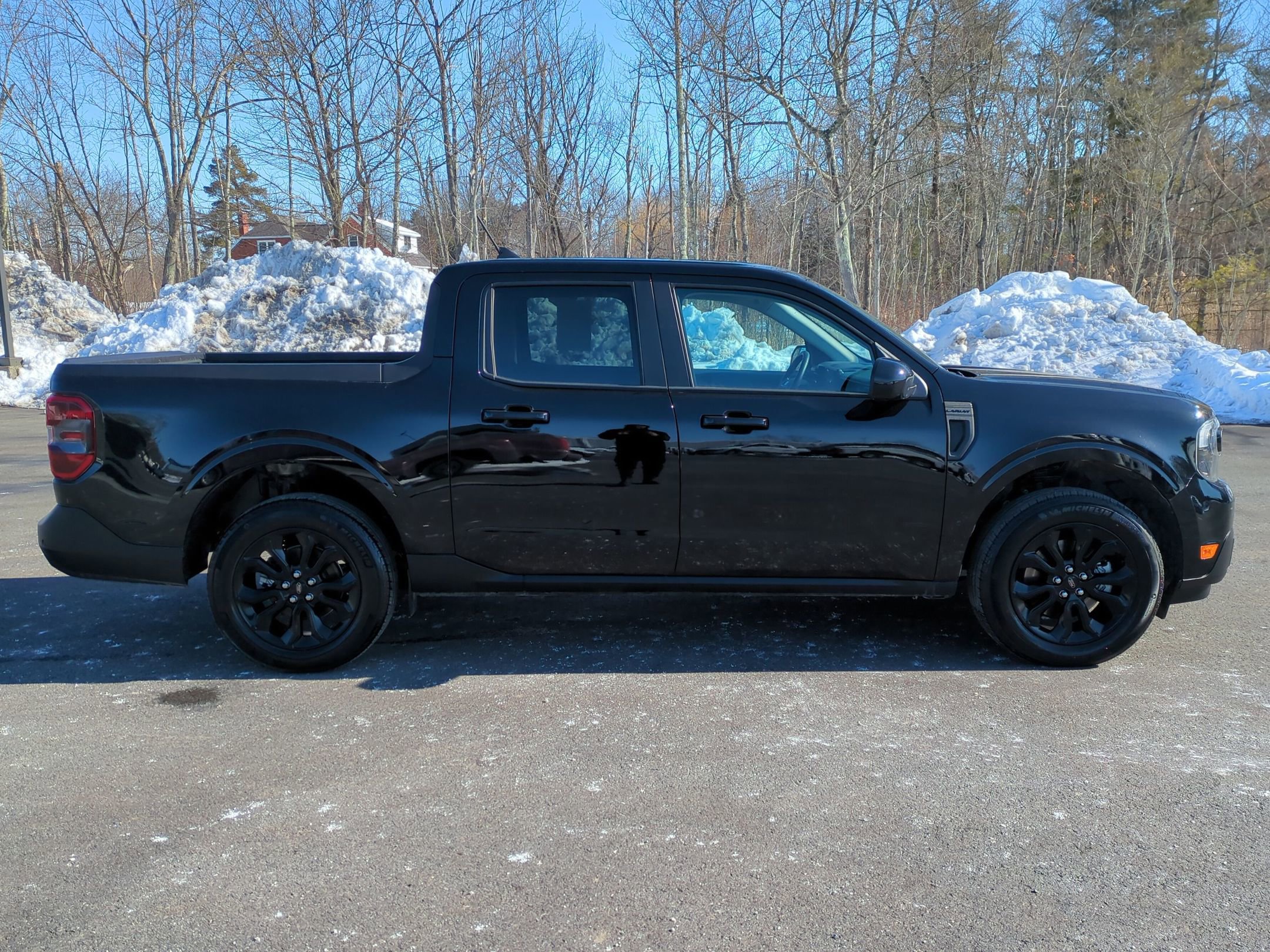 Certified 2024 Ford Maverick Lariat w/ Black Appearance Package image 2