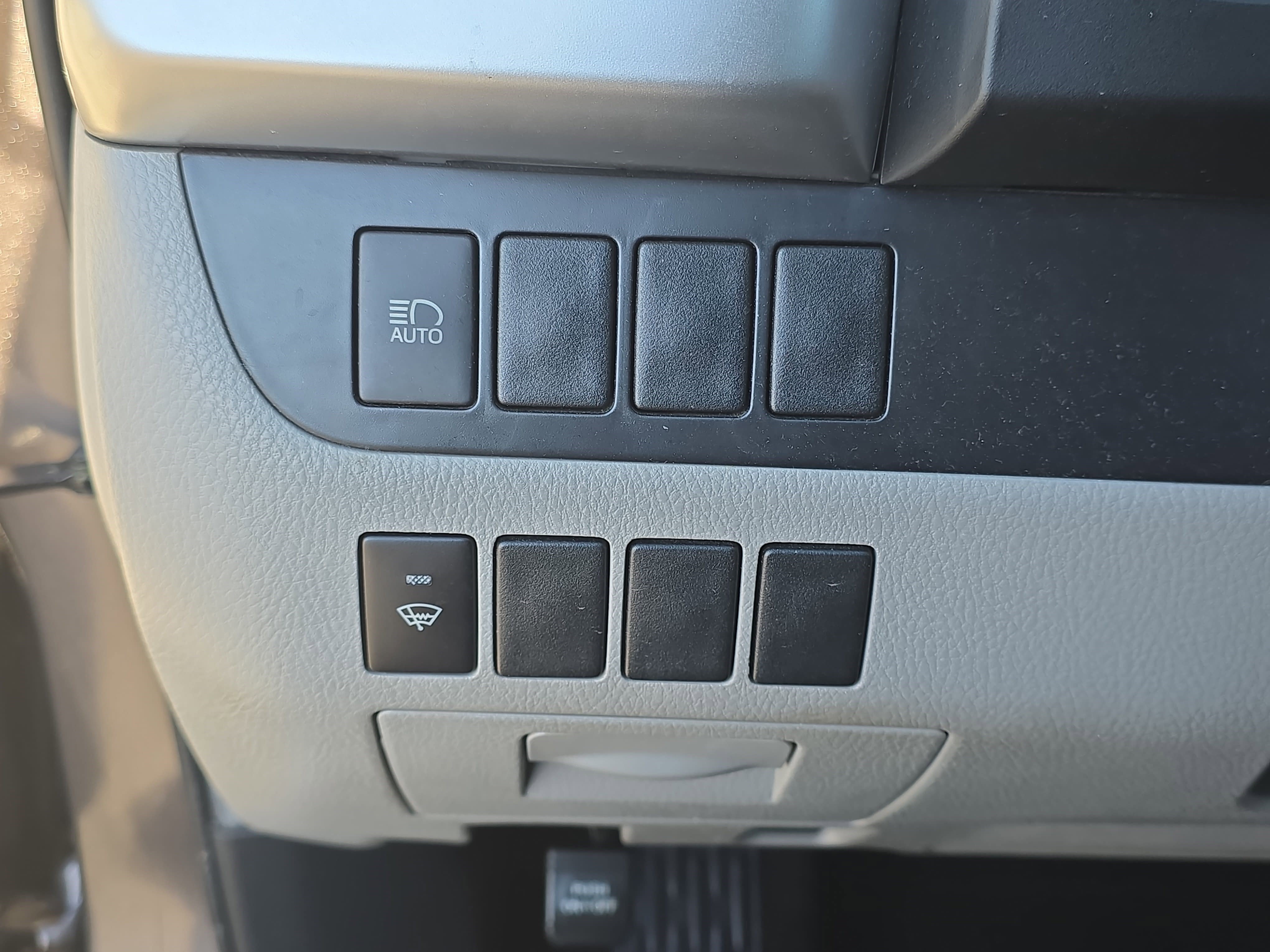 Used 2019 Toyota Highlander LE image 22