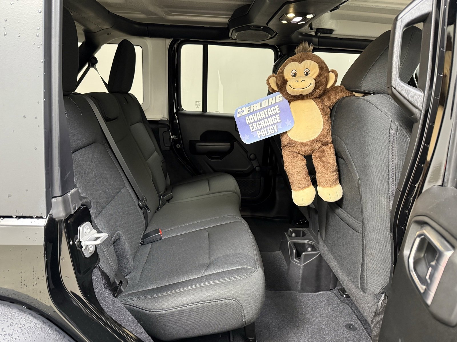 Used 2019 Jeep Wrangler Unlimited Sport image 25