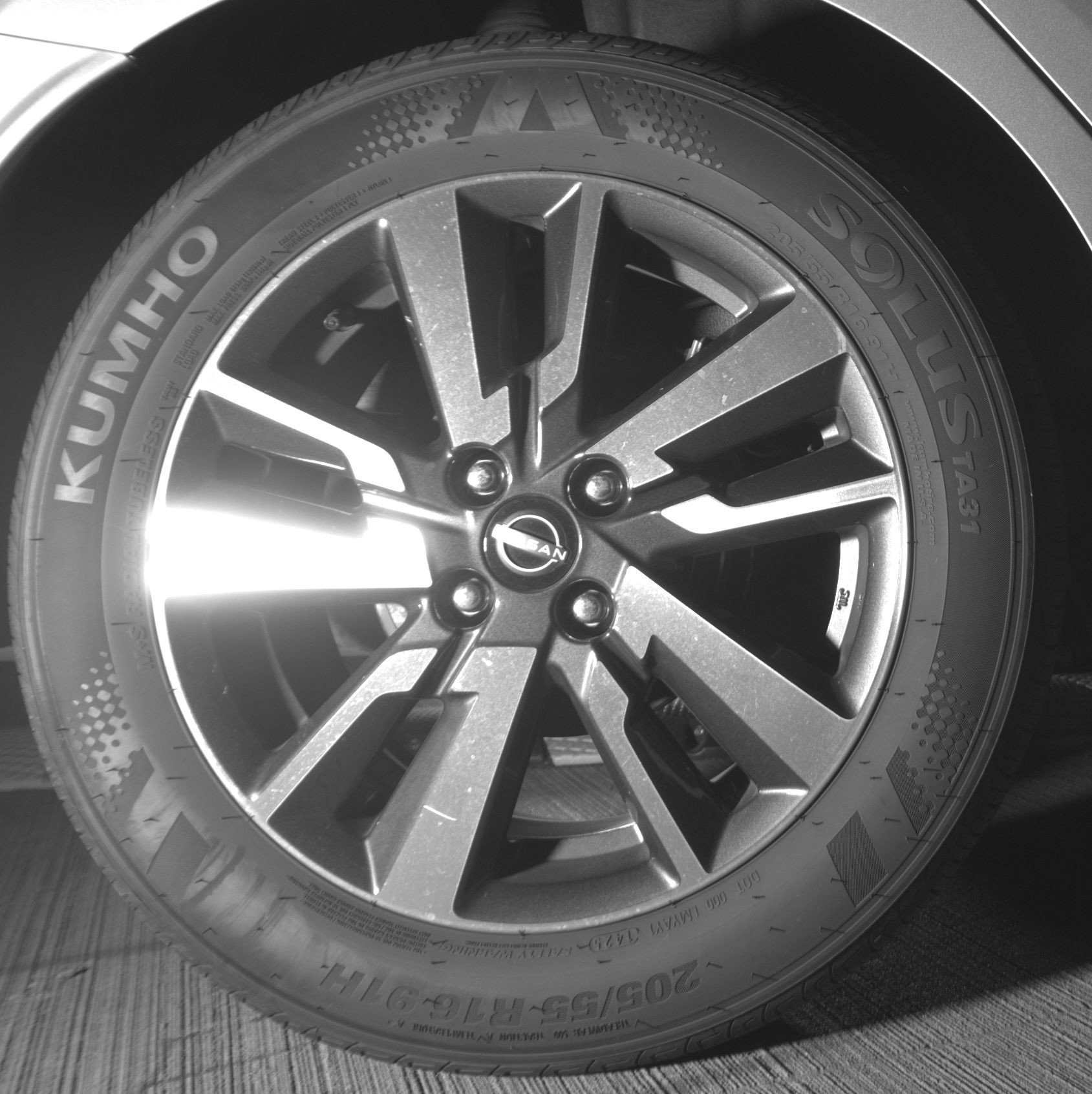 Used 2025 Nissan Versa SV image 15