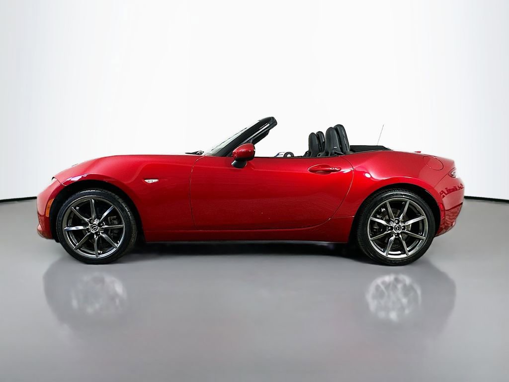 Used 2016 MAZDA MX-5 Miata Grand Touring image 4