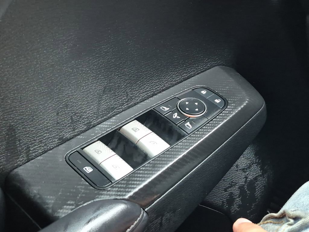 Used 2023 Mitsubishi Outlander SE Black Edition FWD image 36