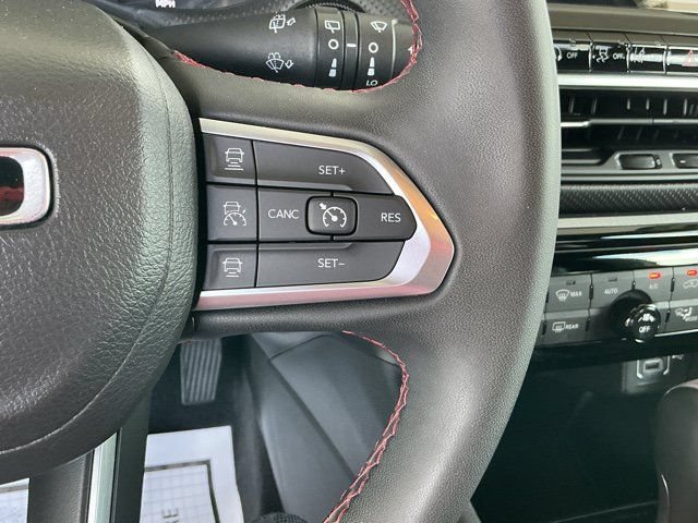 Used 2024 Jeep Compass Trailhawk AWD/4WD image 30