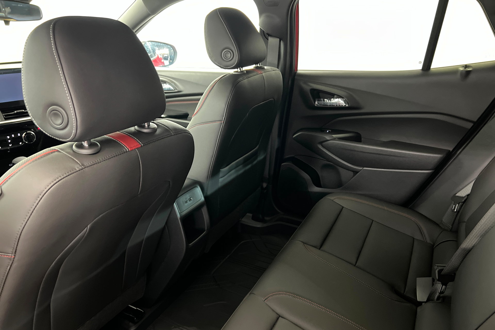 New 2026 Chevrolet Trax RS w/ Driver Confidence Package FWD image 20