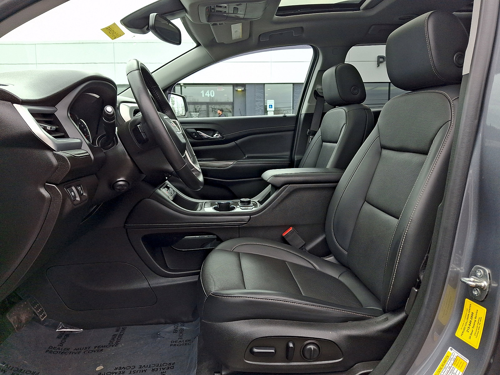 Used 2022 GMC Acadia SLT w/ Elevation Edition image 16