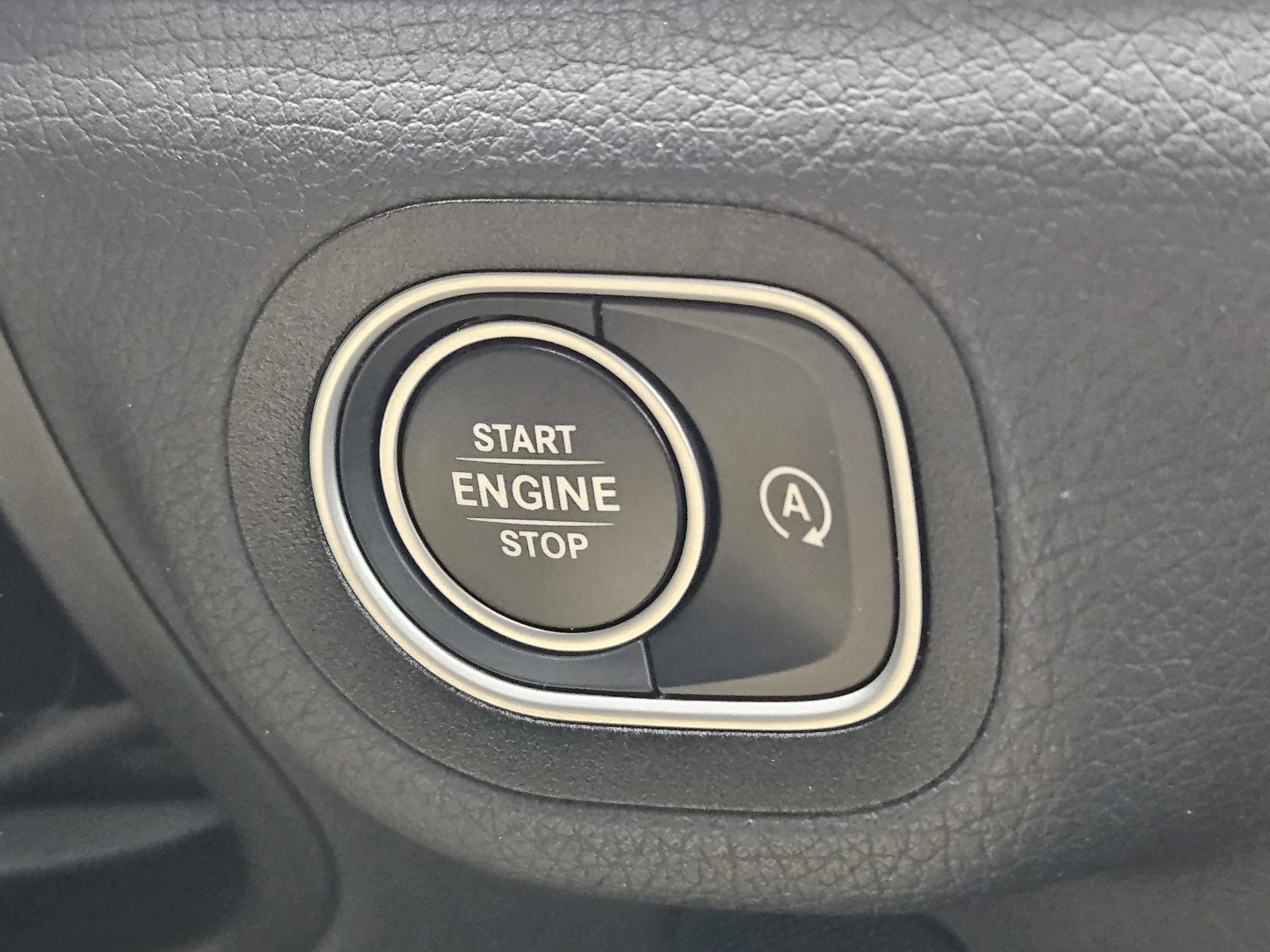 Used 2025 Mercedes-Benz GLE 350 4MATIC image 15
