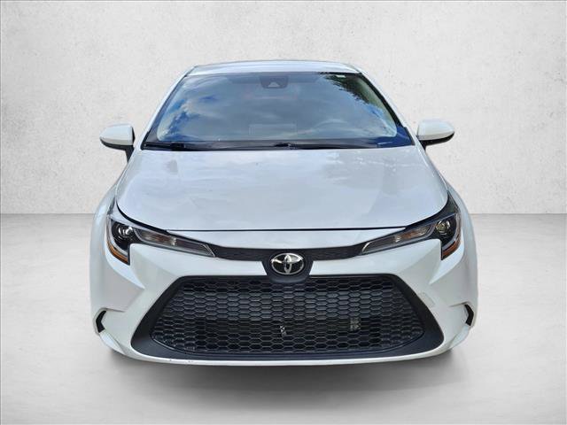 Used 2021 Toyota Corolla LE FWD image 2