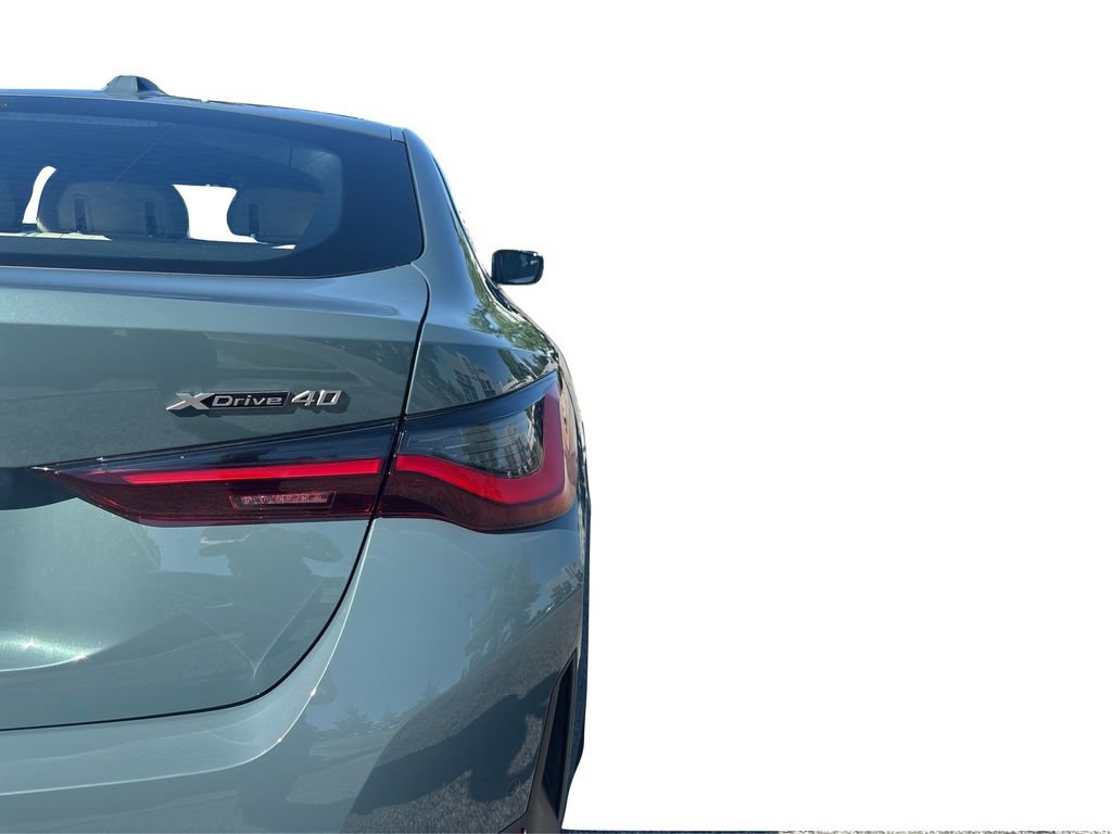 Used 2026 BMW i4 xDrive40i AWD/4WD image 32