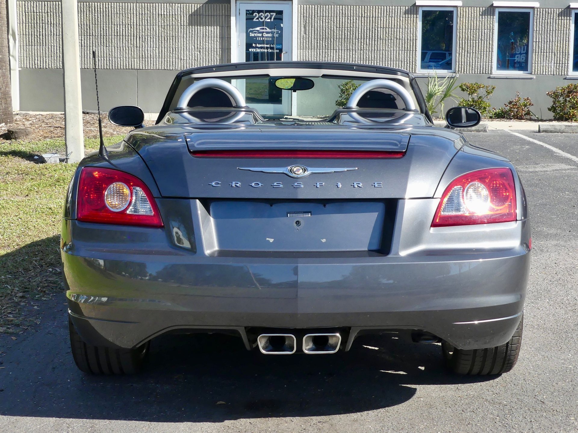 Used 2005 Chrysler Crossfire Limited RWD image 4