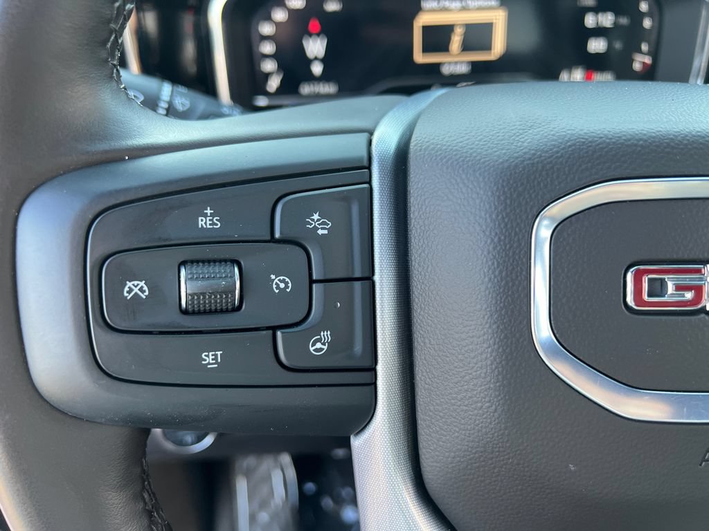 Used 2025 GMC Sierra 1500 SLT AWD/4WD image 24