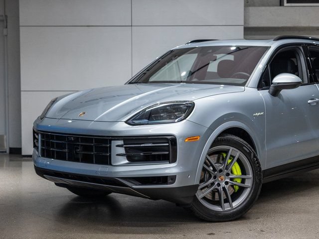 Certified 2026 Porsche Cayenne S AWD/4WD image 16