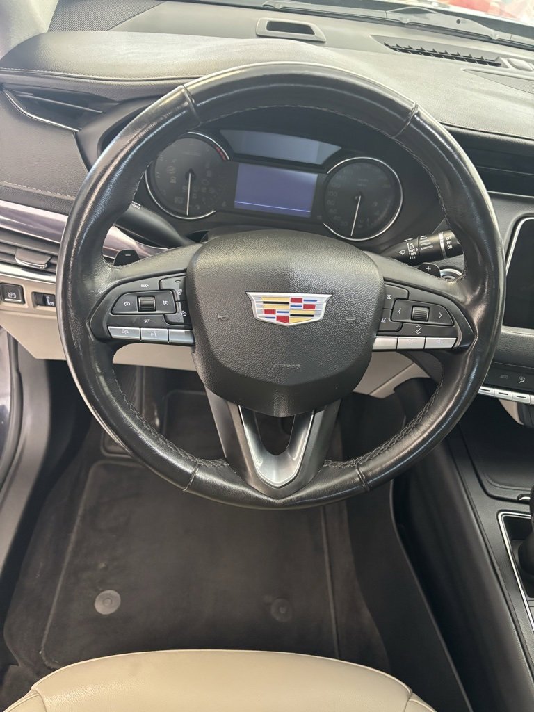 Certified 2022 Cadillac XT4 Luxury image 12