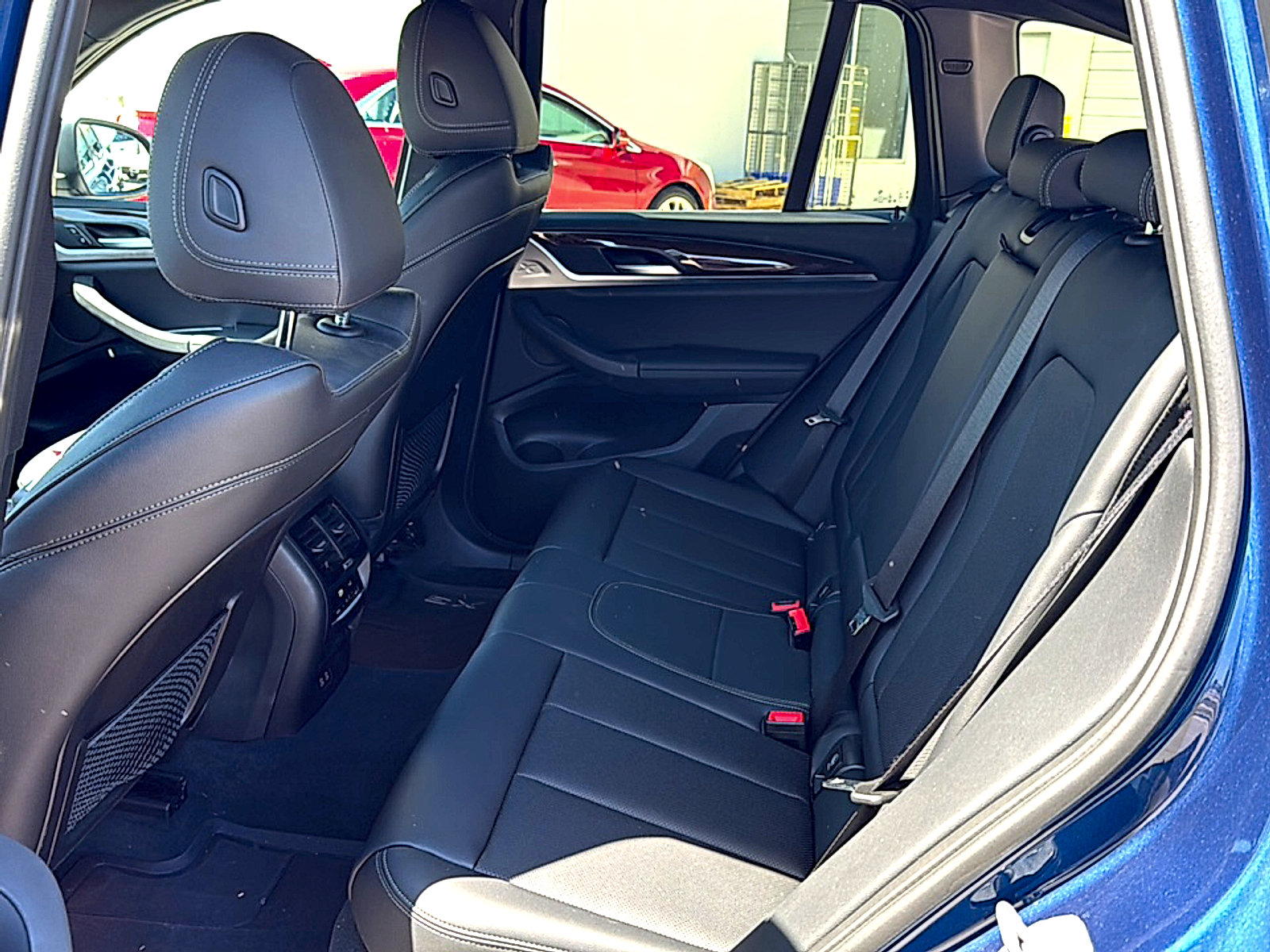 Used 2024 BMW X3 sDrive30i w/ Premium Package RWD image 8