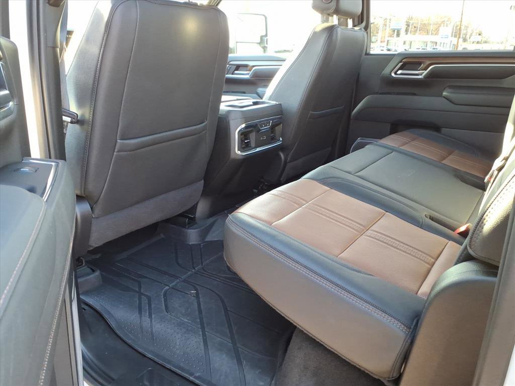 Used 2025 Chevrolet Silverado 2500 High Country w/ Z71 Off-Road Package image 32