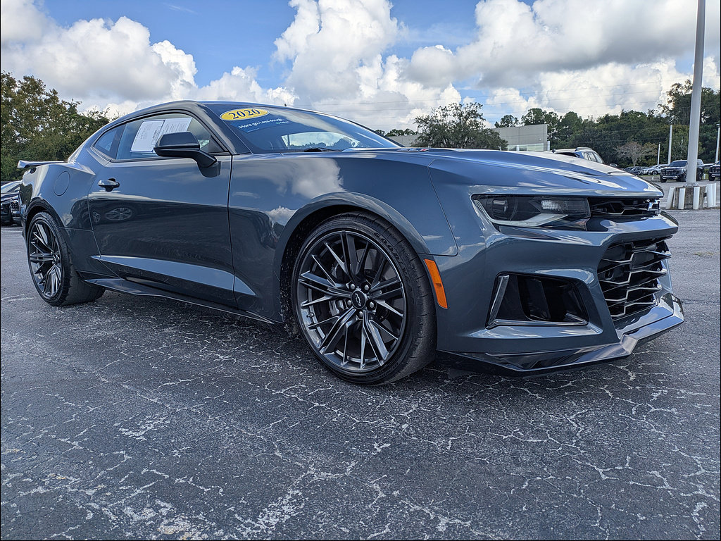 Used 2020 Chevrolet Camaro ZL1 RWD image 2