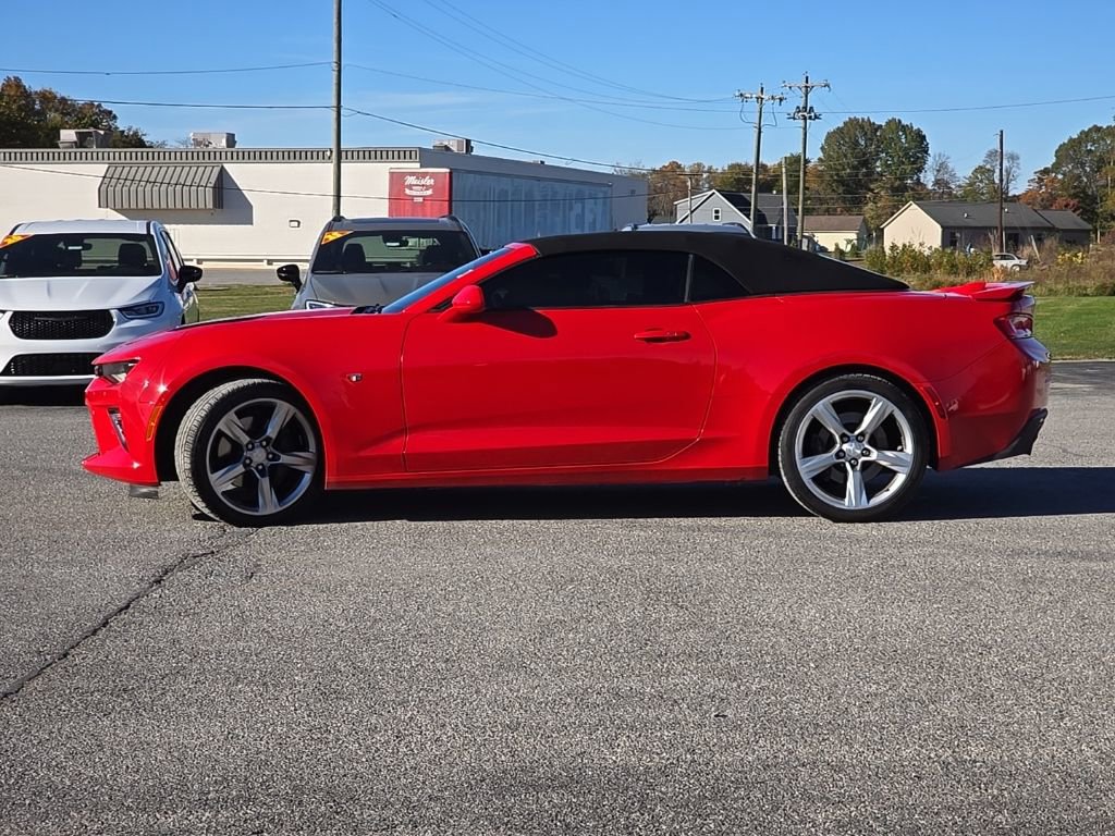 Used 2017 Chevrolet Camaro SS image 4