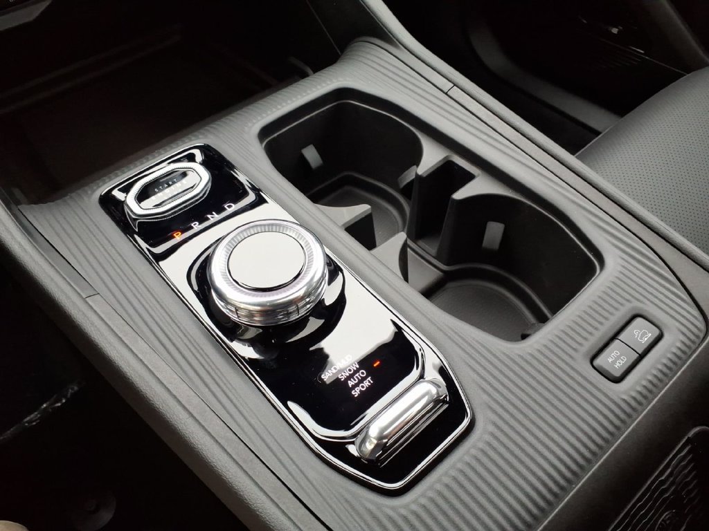 New 2026 Jeep Cherokee Limited AWD/4WD image 13