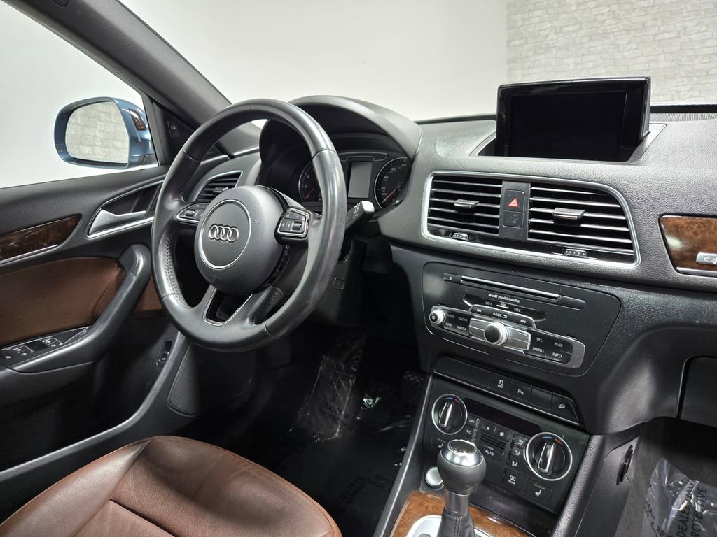 Used 2018 Audi Q3 2.0T Premium Plus w/ Premium Plus Package AWD/4WD image 56