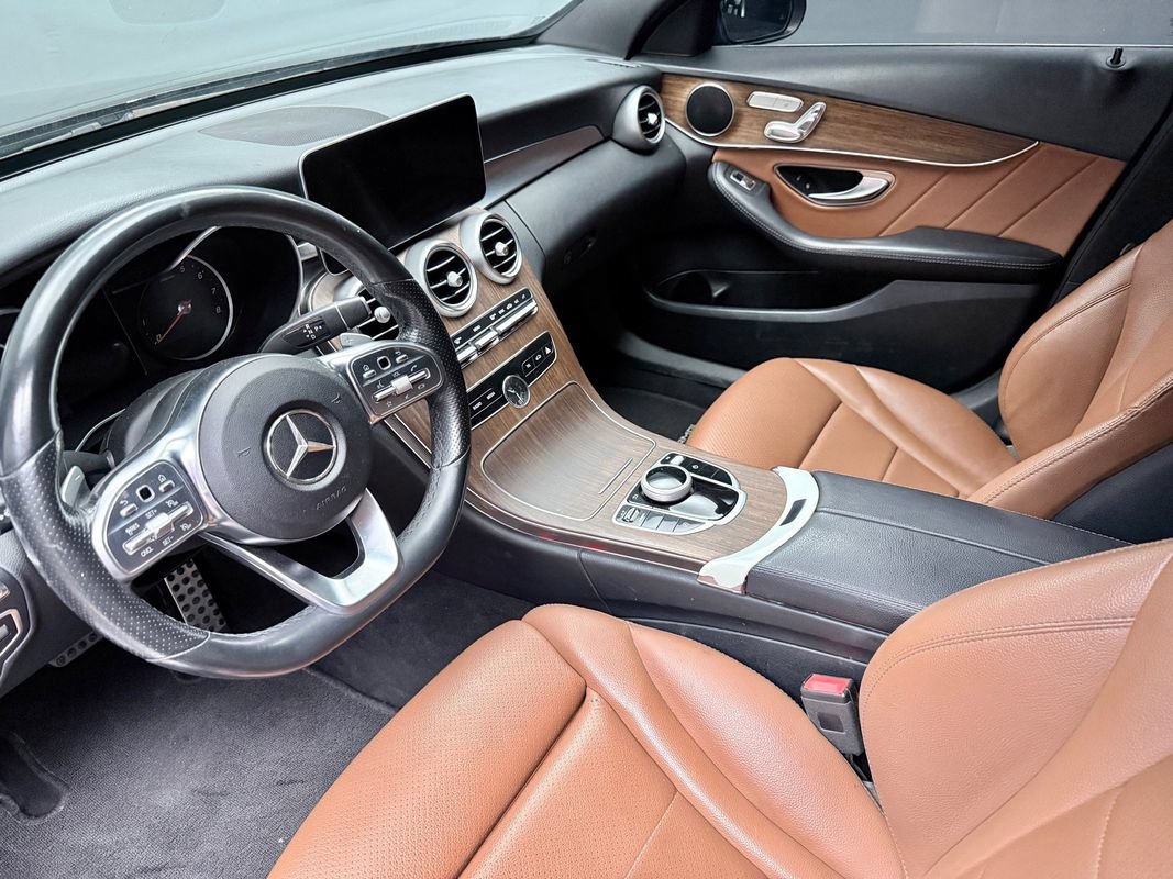 Used 2019 Mercedes-Benz C 300 4MATIC Sedan image 9