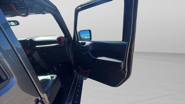 Used 2017 Jeep Wrangler Unlimited Rubicon image 26