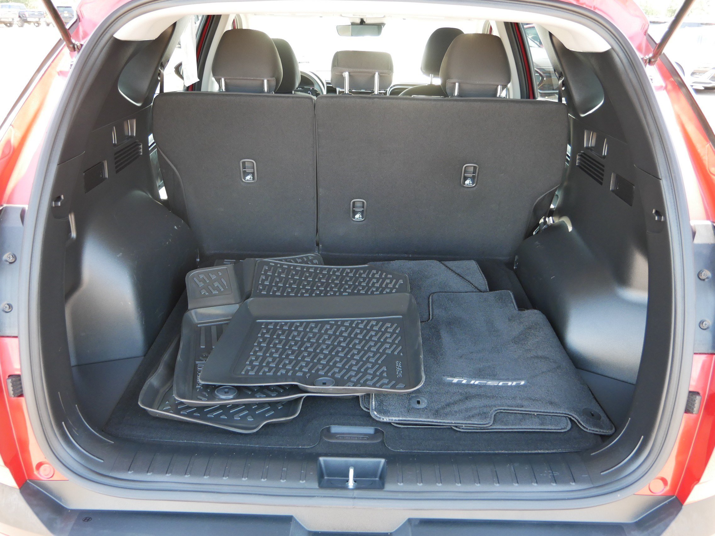 Certified 2022 Hyundai Tucson SEL w/ Cargo Package AWD/4WD image 18